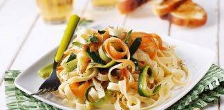 Tagliatelle con zucchine e carote