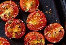 Pomodori confit al microonde: una cottura veloce per una ricetta succosa Pomodori confit al microonde