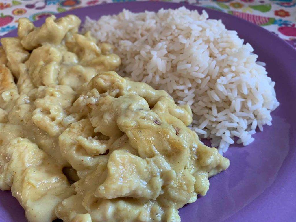 pollo al curry con riso