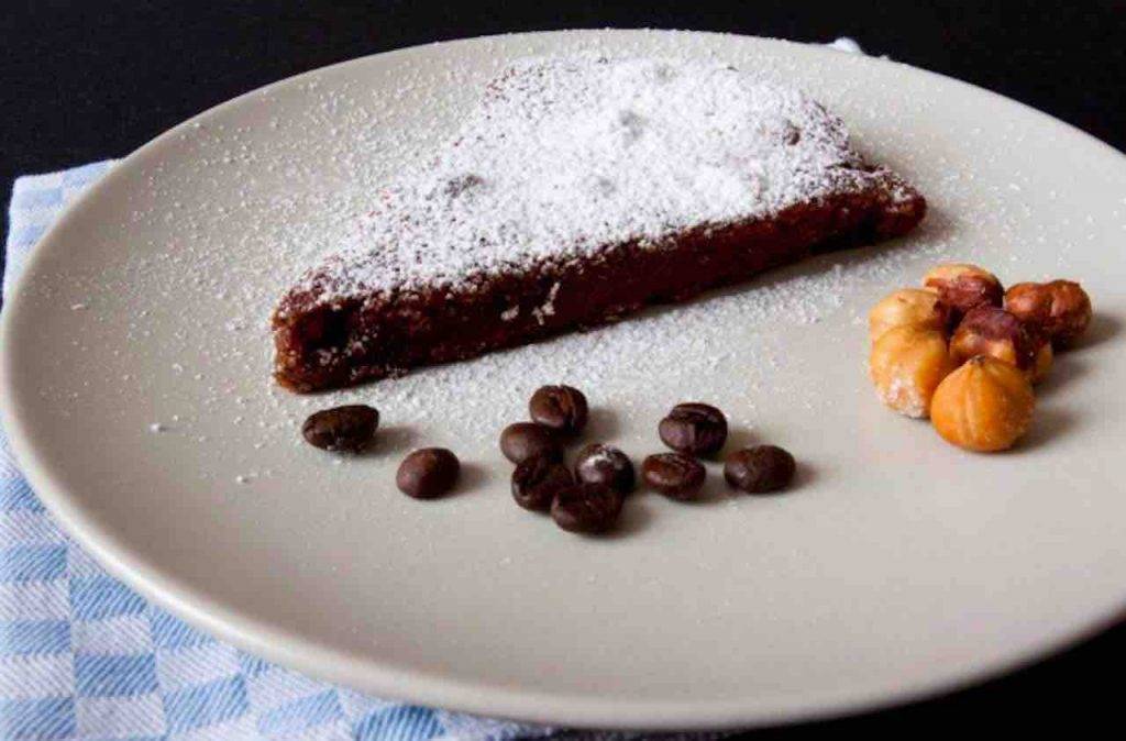 torta integrale al caffè e nocciole