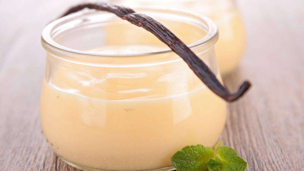 Crema alla vaniglia veloce senza uova - ricettasprint.it