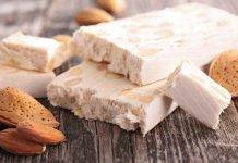 Torrone alle mandorle morbido da gustare in qualsiasi momento Torrone alle mandorle