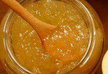 Marmellata di pere e noci