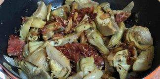 Carciofi saporiti con prosciutto - ricettasprint