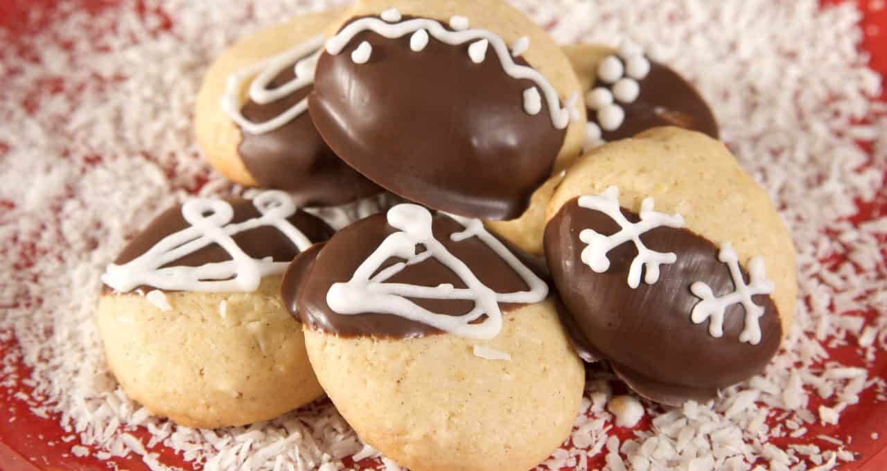 Biscotto di Natale di frolla con glassa al cioccolato