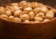 Nocciole tostate al fonro