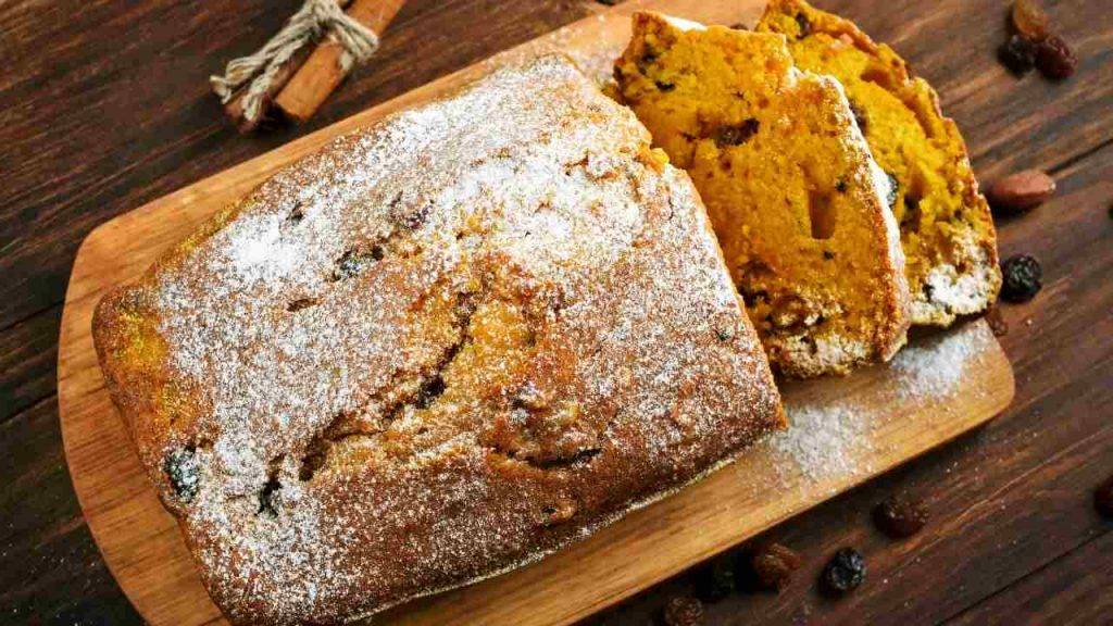 Plumcake all'uva sultanina e canditi