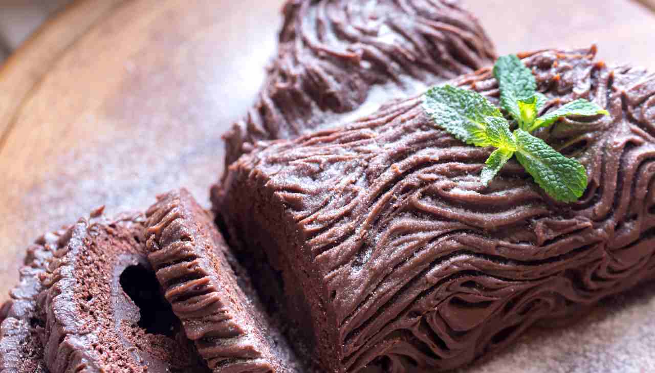 Ricetta Del Tronchetto Di Natale Di Benedetta Parodi.Tronchetto Di Cioccolato Senza Cottura Pronto In 10 Minuti