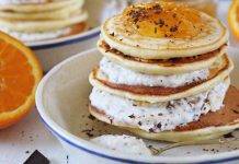 Pancakes ricotta e marmellata di arance