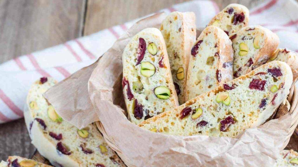 Cantucci al Pistacchio e Cranberry