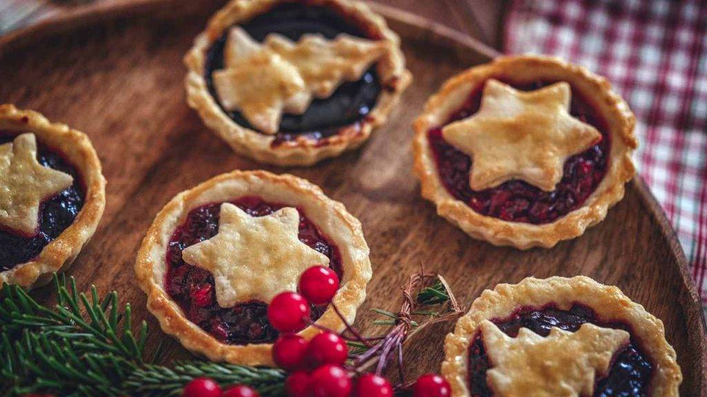 Crostatine natalizie con marmellata