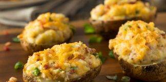 Patate farcite scamorza e speck - ricettasprint