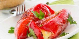Peperoni ripieni con alici e pomodorini - ricettasprint