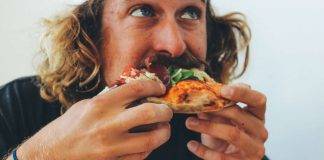 Pizza margherita con kiwi La novità che spopola sul web FOTO - ricettasprint