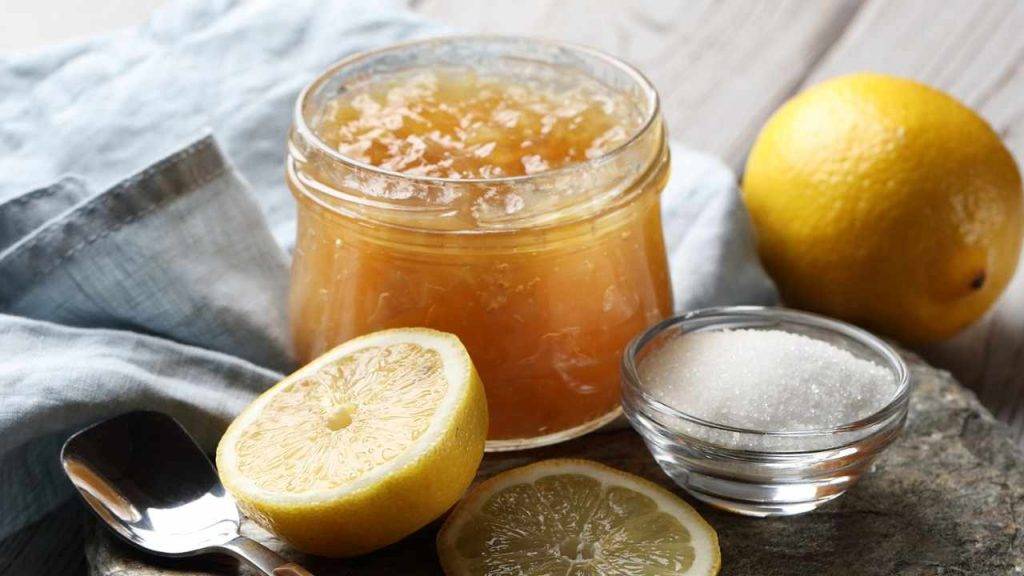 Marmellata di limone e mele