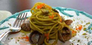 spaghetti con pistacchio e vongole - ricettasprint