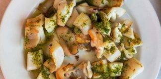 Calamari all'aglio al profumo di basilico - ricettasprint