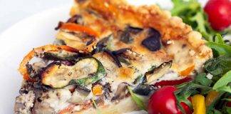 Crostata salata di melanzane peperoni e formaggio - ricettasprint