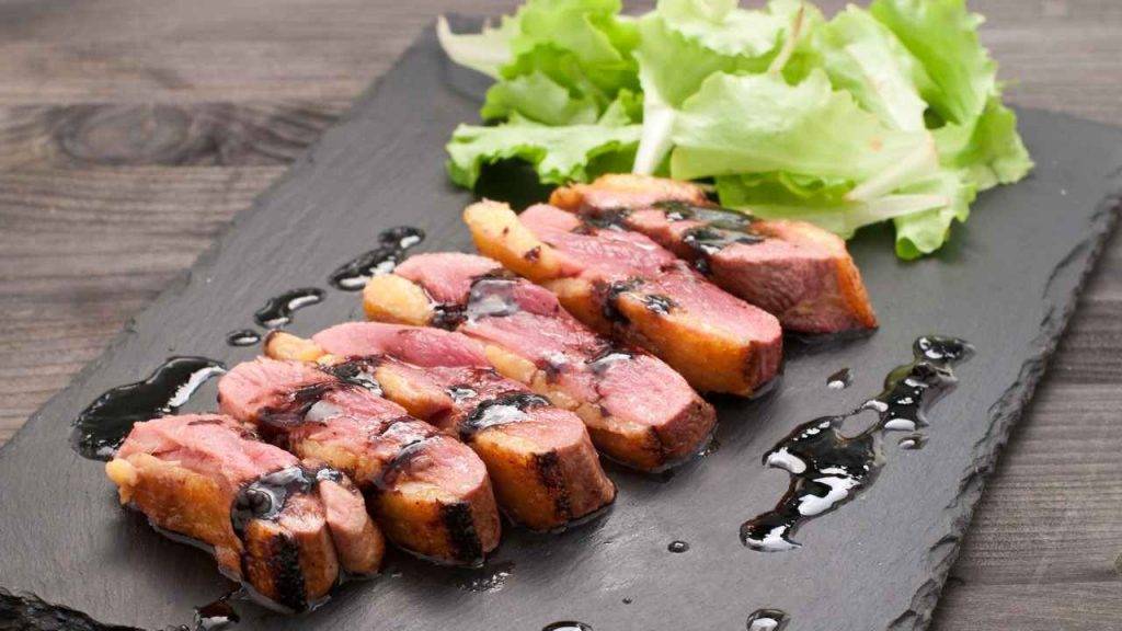 Petto D'anatra Al Miele E Aceto Balsamico