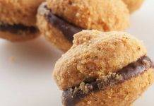 Bacetti di dama alle nocciole con nutella - ricettasprint
