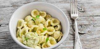 Orecchiette con pesto di cavolfiore e pinoli - ricettasprint