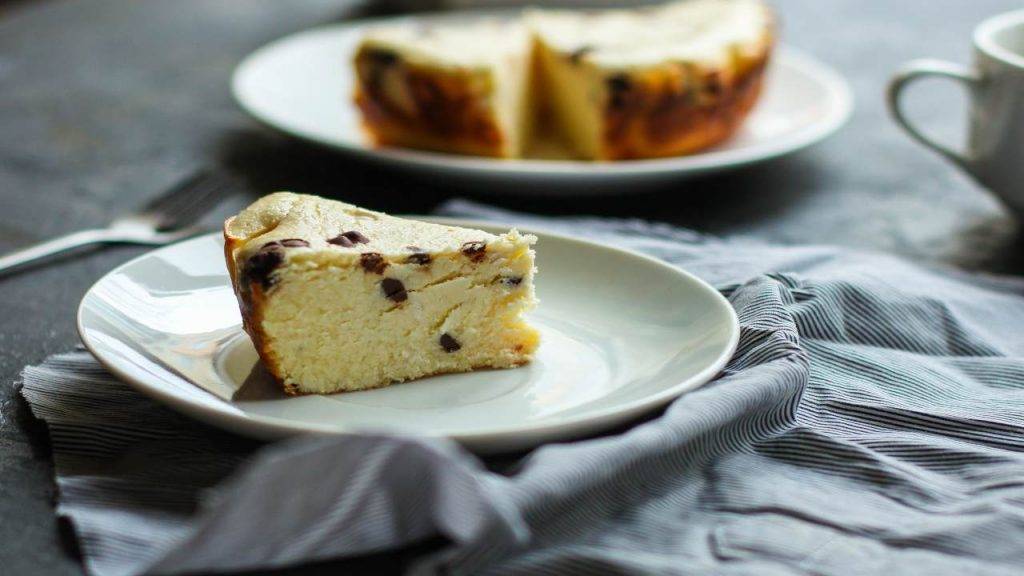 Torta pastiera con cioccolato e ricotta