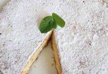 Torta senza lievito al cioccolato bianco | Facilissima e profumata Torta senza lievito al cioccolato bianco - ricettasprint