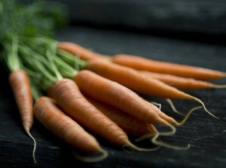 Spaghetti di carota con menta - ricettasprint