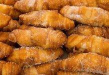 cornetti fritti alla nutella - ricettasprint