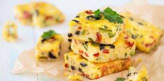Frittata da riso con pancetta e zucchine
