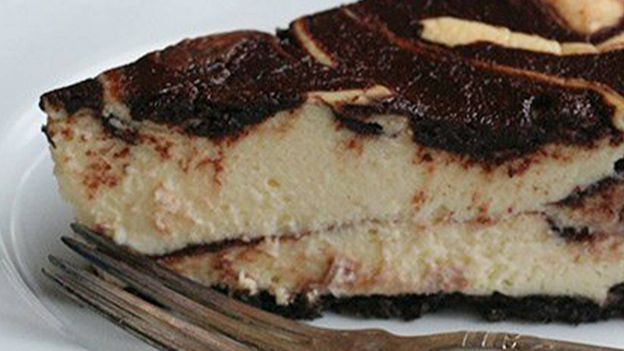 Cheesecake variegata alla nutella