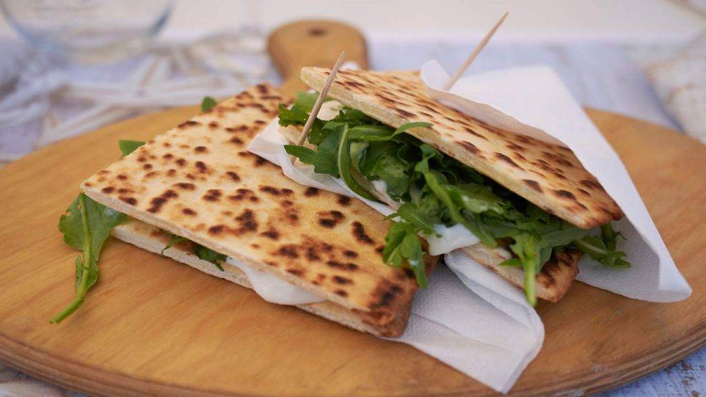 piadina insalata e fiori di zucca