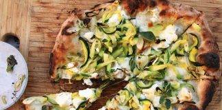 pizza con zucchine e alici - ricettasprint