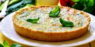 Crostata con pesto e mandorle