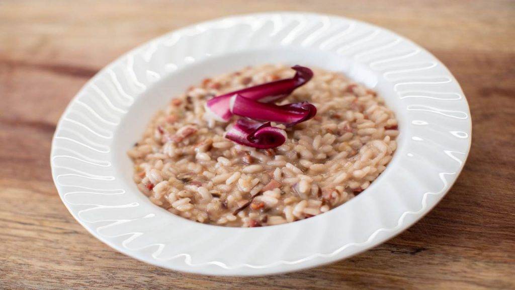 risotto alla birra con radicchio e salsiccia 