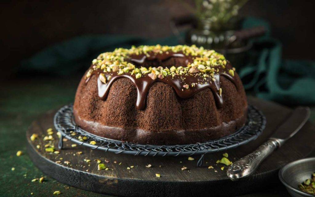 torta al pistacchio e triplo cioccolato - ricettasprint