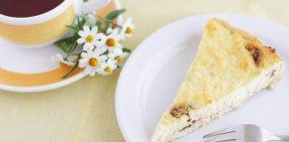 torta facile ricotta e uvetta - ricettasprint