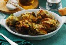 Carciofi alla Cavour | Contorno ripieno di uova e acciughe Carciofi alla Cavour