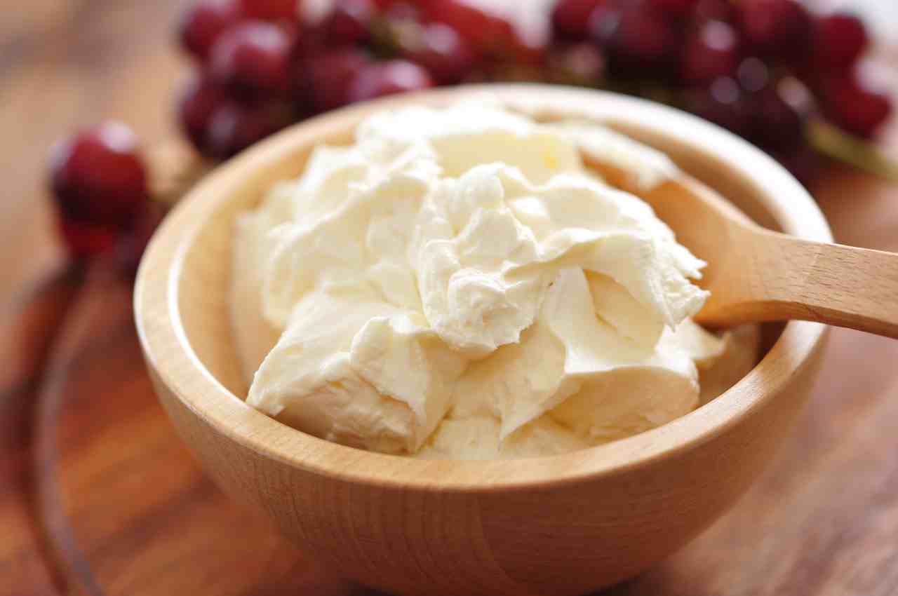 Crema delicata al mascarpone ricetta preparazione