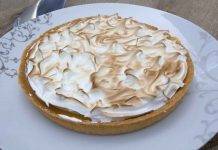 Crostata meringata al cioccolato e caramello e burro salato FOTO ricettasprint