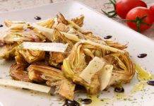 Insalata ddi carciofi con scaglie di parmigiano