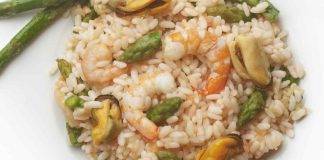 Risotto con asparagi gamberi e cozze - ricettasprint