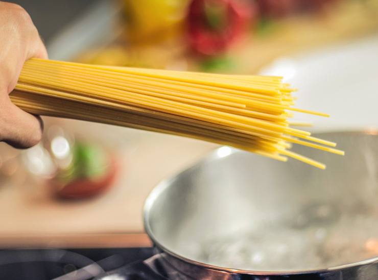 Spaghetti poveri - ricettasprint