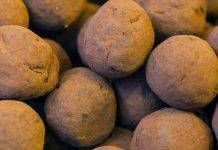 Tartufi al rhum e cioccolato | variante golosa di un dolce classico Tartufi