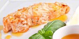 Salmone alle mandorle