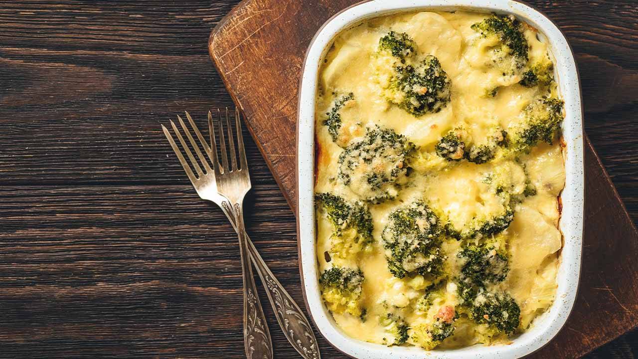 Sformato alle patate e broccoli con besciamella