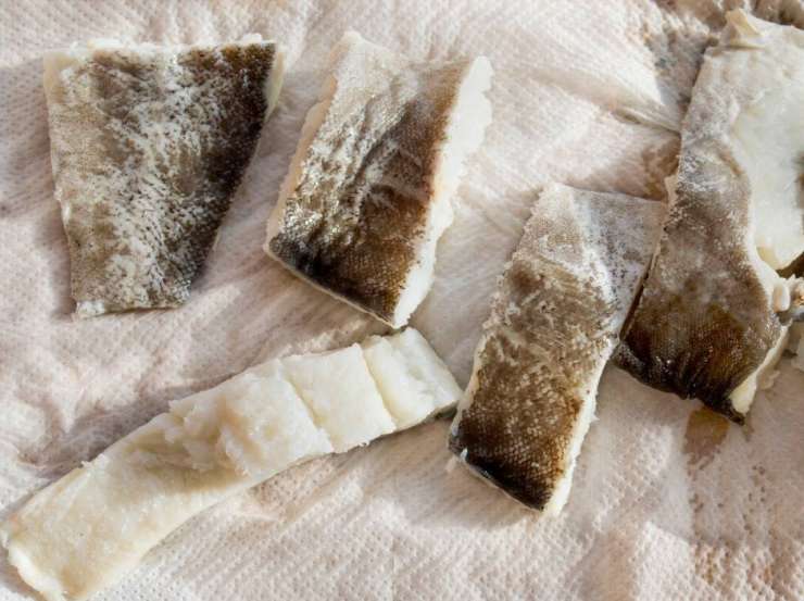 Carpaccio di baccalà marinato al lime FOTO ricettasprint