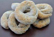 Ciambelline all'arancia e noci rivestite di zucchero - ricettasprint