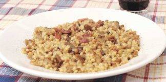 Fregola sarda con pancetta funghi e pecorino - ricettasprint