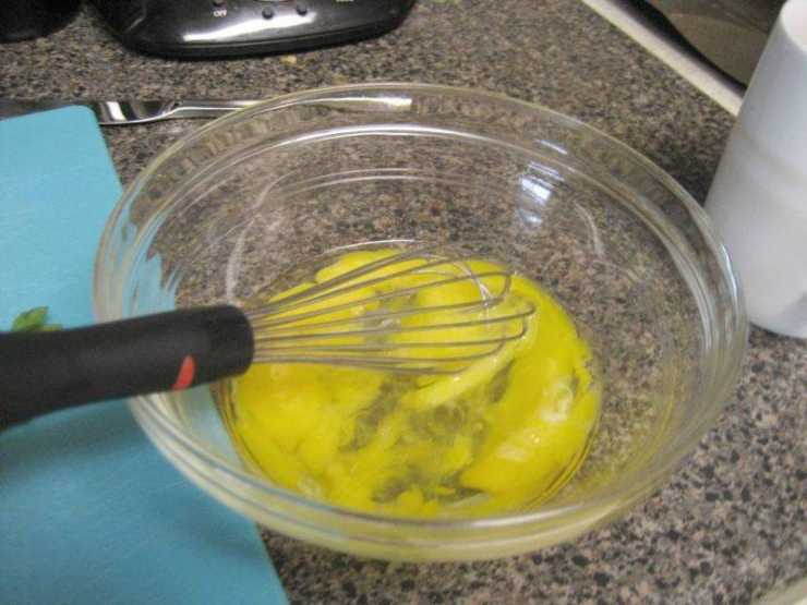 Frittelle salate tonno e olive - ricettasprint